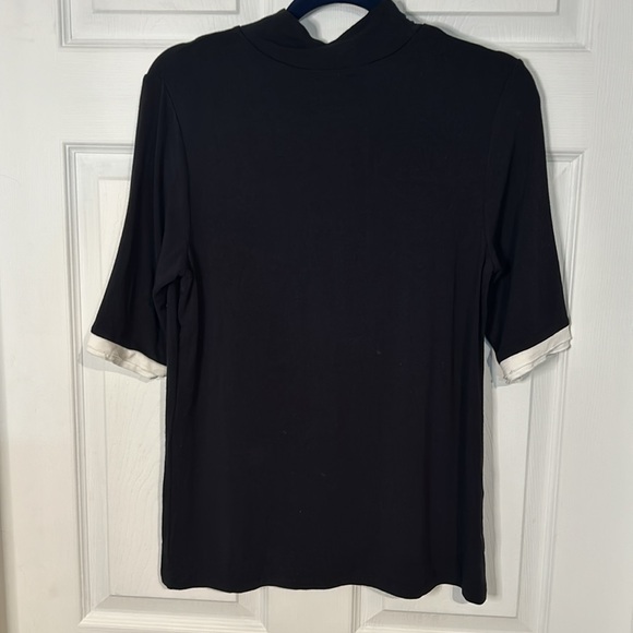 NWOT Ann Taylor medium mock neck short sleeve shirt - Picture 5 of 10